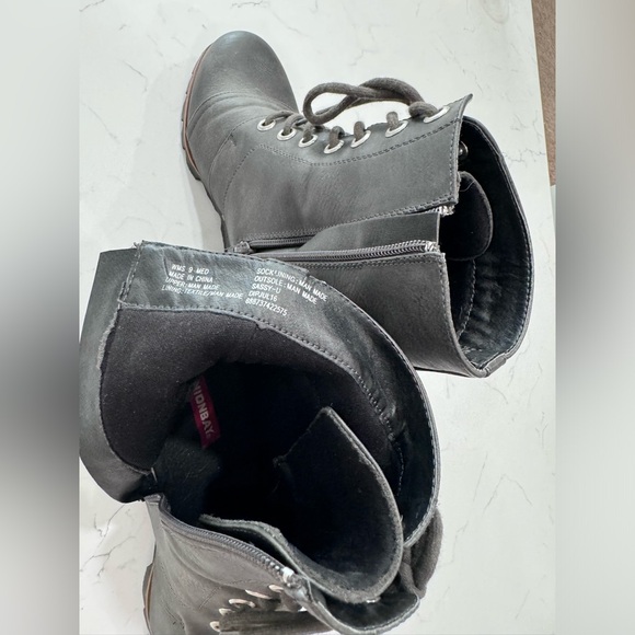 Unionbay Wedge Boots - Picture 4 of 4